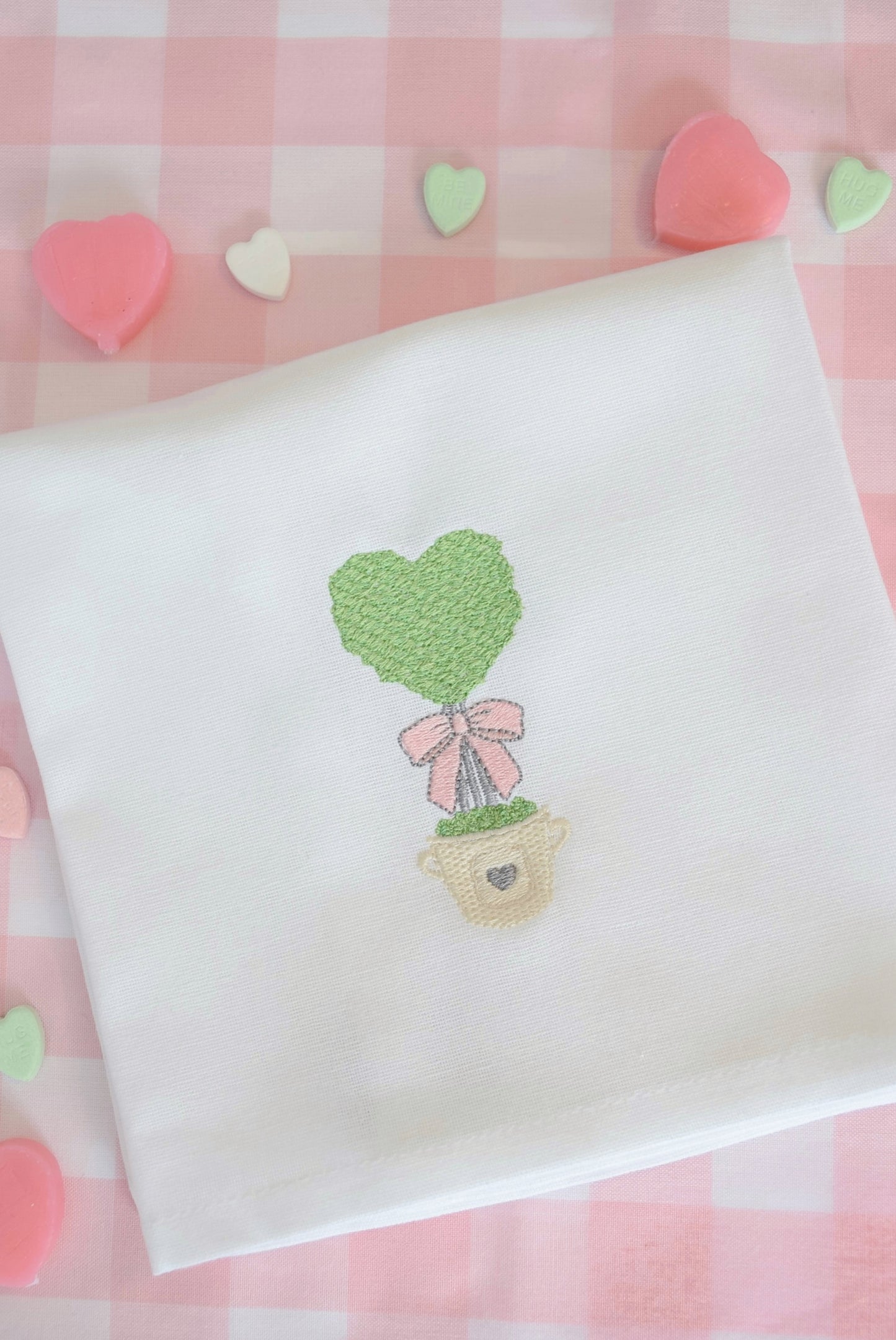 Serviette à mains brodée décorative