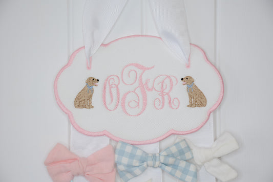 Support pour boucles à cheveux avec monogramme